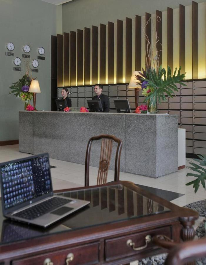 The Malayan Plaza Hotel Pasig City Luaran gambar